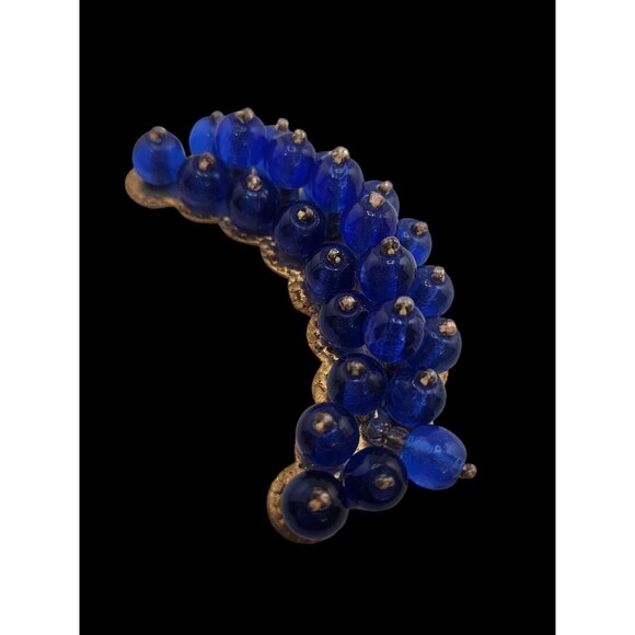 Beautiful Vintage Czechoslovakia Glass Beaded Crescent Shaped Brooch (A5605) - Picture 2 of 6